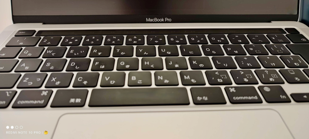 タイピングに使っているMacbookのキーボード